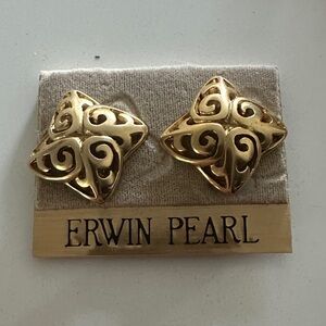 Erwin Pearl Gold Swirl Earrings